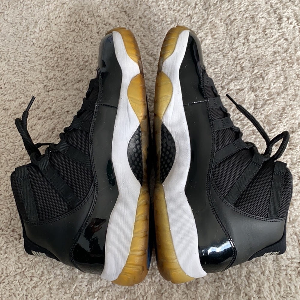 Air Jordan 11 Space Jam - Picture 4 of 10